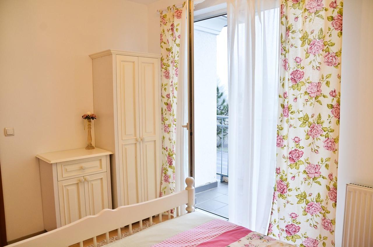 Romantic Apartman Hajduszoboszlo Exterior photo